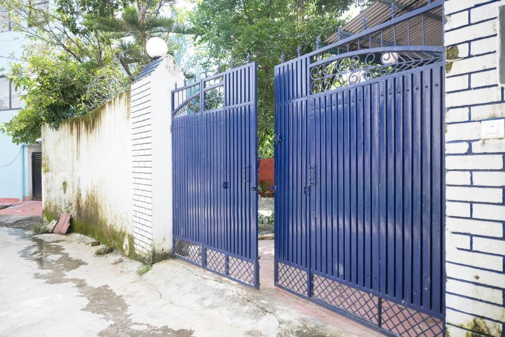 Blue Door Villa By Homeyhuts Rājpur Exterior photo